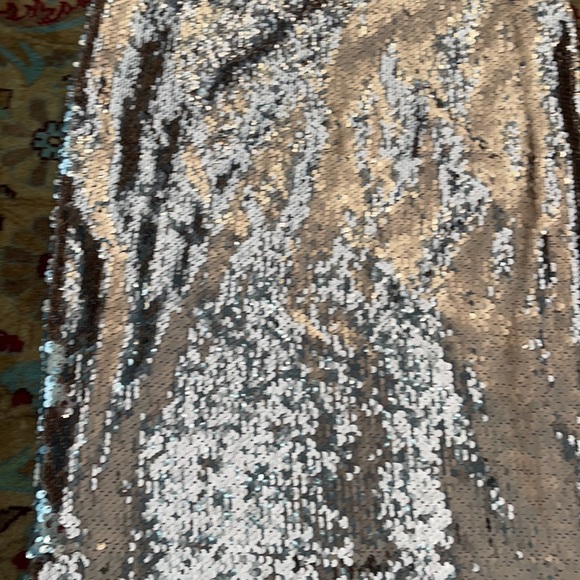 Revamped Silver Sequin Pencil Skirt - Picture 2 of 3